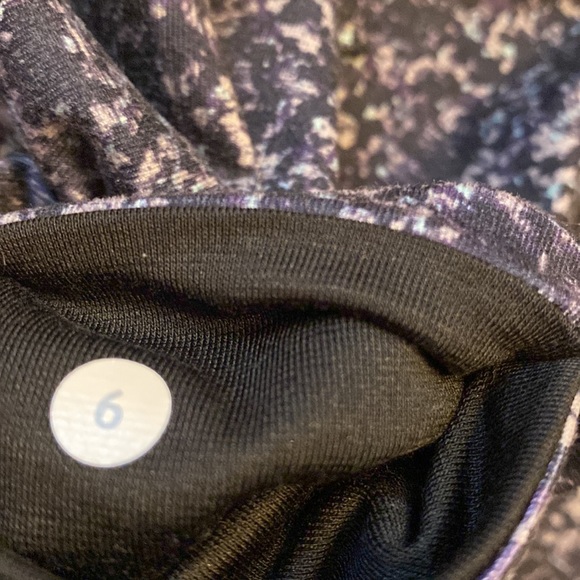 Lululemon cropped running leggings - Picture 4 of 4